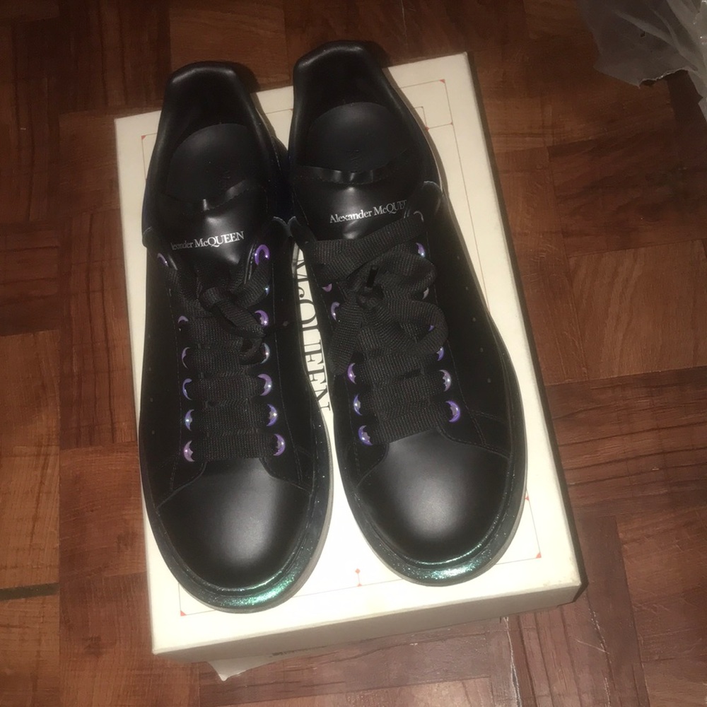 Alexander McQueen color way black/multi blue